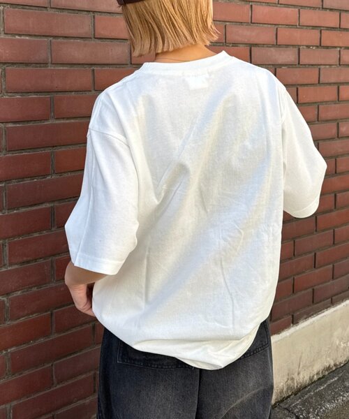 CIAOPANIC TYPY(チャオパニックティピー)の「【UNISEX】【プラスサイズあり】フラワーコレクションTEE(Tシャツ/カットソー・レディース・グレー/チャコールグレー/ホワイト・MEDIUM/XX-LARGE/LARGE)」の10枚目の写真