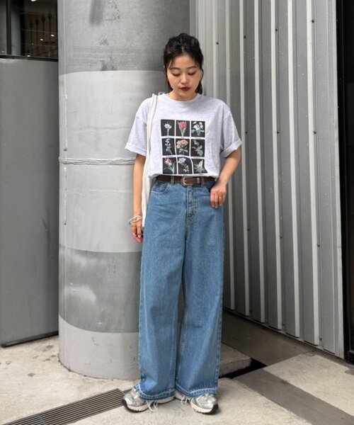CIAOPANIC TYPY(チャオパニックティピー)の「【UNISEX】【プラスサイズあり】フラワーコレクションTEE(Tシャツ/カットソー・レディース・グレー/チャコールグレー/ホワイト・MEDIUM/XX-LARGE/LARGE)」の18枚目の写真