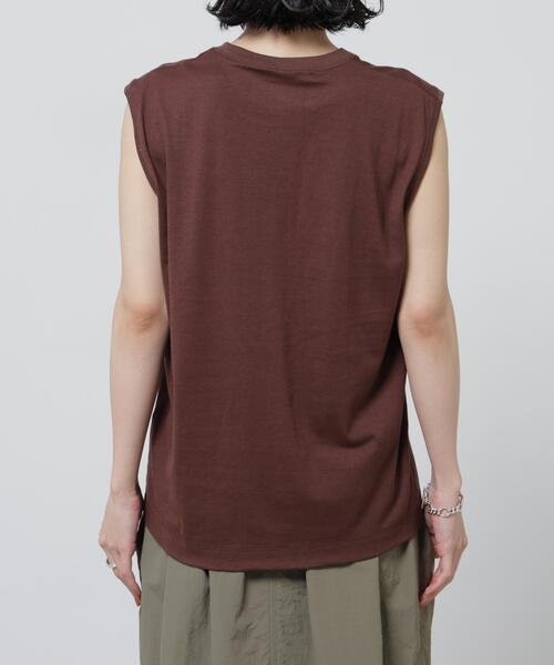 NANO universe(ナノユニバース)の「Anti Soaked(R) 汗染み防止カラフルノースリTシャツ(Tシャツ/カットソー・レディース・ブルーグレー/ライトイエロー/レッド/ブラウン/ライトピンク・FREE)」の22枚目の写真