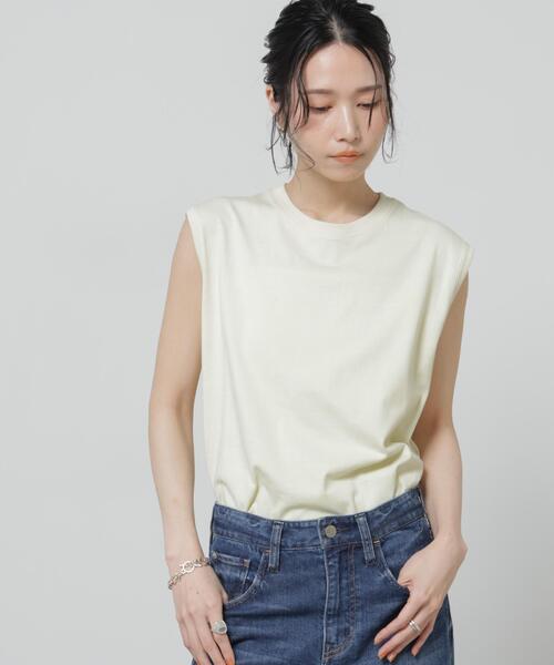 NANO universe(ナノユニバース)の「Anti Soaked(R) 汗染み防止カラフルノースリTシャツ(Tシャツ/カットソー・レディース・ブルーグレー/ライトイエロー/レッド/ブラウン/ライトピンク・FREE)」の10枚目の写真