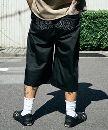 Embroidery baggy shorts