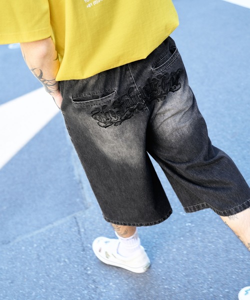 Subciety(サブサエティ)の「Embroidery baggy shorts(その他パンツ・メンズ・カモフラージュ/ブラック/グレー/ブラック系その他・X-LARGE/LARGE/MEDIUM/SMALL)」の1枚目の写真