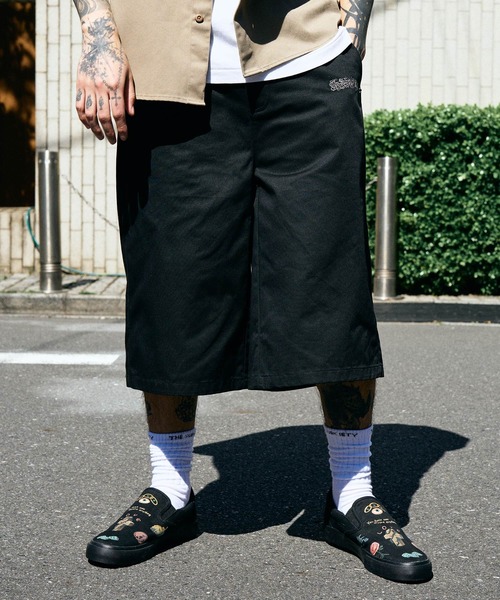 Subciety(サブサエティ)の「Embroidery baggy shorts(その他パンツ・メンズ・カモフラージュ/ブラック/グレー/ブラック系その他・X-LARGE/LARGE/MEDIUM/SMALL)」の20枚目の写真