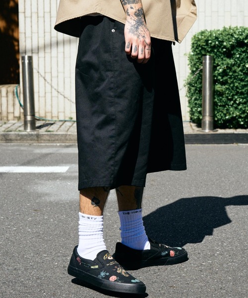 Subciety(サブサエティ)の「Embroidery baggy shorts(その他パンツ・メンズ・カモフラージュ/ブラック/グレー/ブラック系その他・X-LARGE/LARGE/MEDIUM/SMALL)」の22枚目の写真