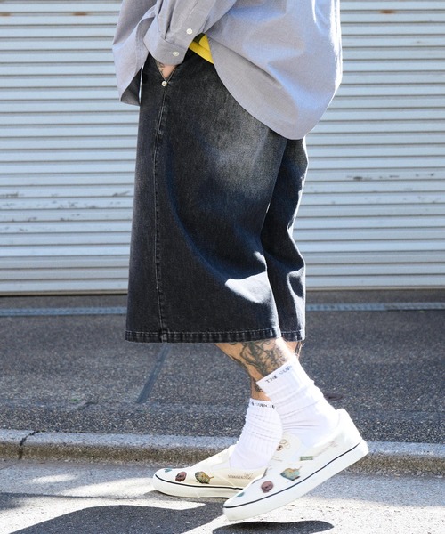 Subciety(サブサエティ)の「Embroidery baggy shorts(その他パンツ・メンズ・カモフラージュ/ブラック/グレー/ブラック系その他・X-LARGE/LARGE/MEDIUM/SMALL)」の11枚目の写真
