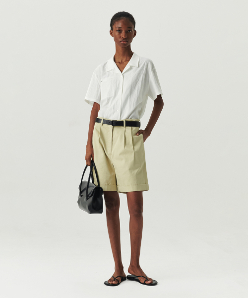 LEVAR(レバー)の「Cotton Chino Short Pants - Beige(その他パンツ・レディース・その他・SMALL/MEDIUM)」の4枚目の写真