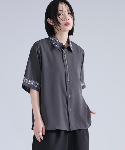 機能性付き】ローズ刺繍トロミSSシャツ（シャツ/ブラウス）｜Ellno