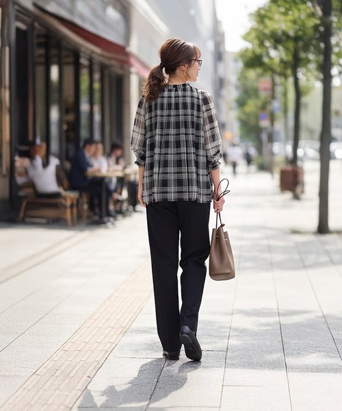 STYLE DELI（スタイルデリ）の「白黒チェック柄プリーツシフォンブラウス（シャツ/ブラウス・レディース・ブラックミックス・FREE）」の6枚目の写真