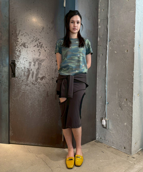 Oriens JOURNAL STANDARD（オリエンス ジャーナルスタンダード）の「《追加》カモフラージュ スターTシャツ（Tシャツ/カットソー・レディース・ネイビー/ピンク/グリーン/イエロー・FREE）」の6枚目の写真