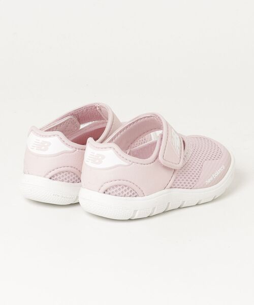 NEW BALANCE(ニューバランス)の「ニューバランス New Balance 208 Hook and Loop(サンダル・キッズ・ピンク・13.0cm/13.5cm/14.0cm/14.5cm/15.0cm/15.5cm/16.0cm/16.5cm)」の2枚目の写真
