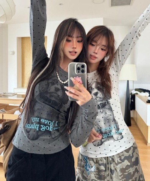 Ritzy(リッツィー)の「Y2K ドット×ドッグプリントロングTシャツ(Tシャツ/カットソー・レディース・グレー/ホワイト・M/L/S)」の5枚目の写真