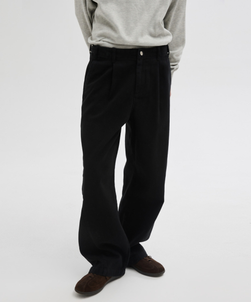 LEIRE（ルアール）の「カーブドビジョウォッシングパンツ[ブラック]（デニムパンツ・メンズ・その他・MEDIUM/LARGE/X-LARGE）」の3枚目の写真