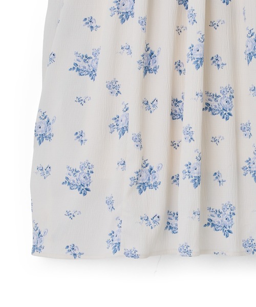 Cath Kidston(キャスキッドソン)の「パフスリーブ ティアードワンピース(ワンピース・レディース・サックスブルー/ブラック/アイボリー・FREE)」の5枚目の写真