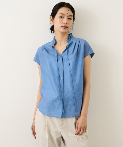 ROPE'(ロペ)の「【WEB限定カラー】スタンドフリルスキッパーブラウス(無地・ピンストライプ)/イージーケア(シャツ/ブラウス・レディース・ブラック/ブルー/ホワイト系その他/ピンク・FREE)」の19枚目の写真