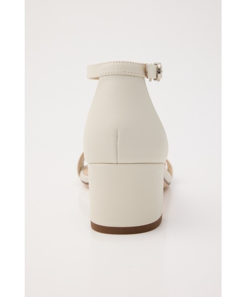 STACCATO(スタッカート)の「アーバンアンクルサンダル(サンダル・レディース・ホワイト/ブラック・22.5cm/23cm/23.5cm/24cm/24.5cm)」の9枚目の写真