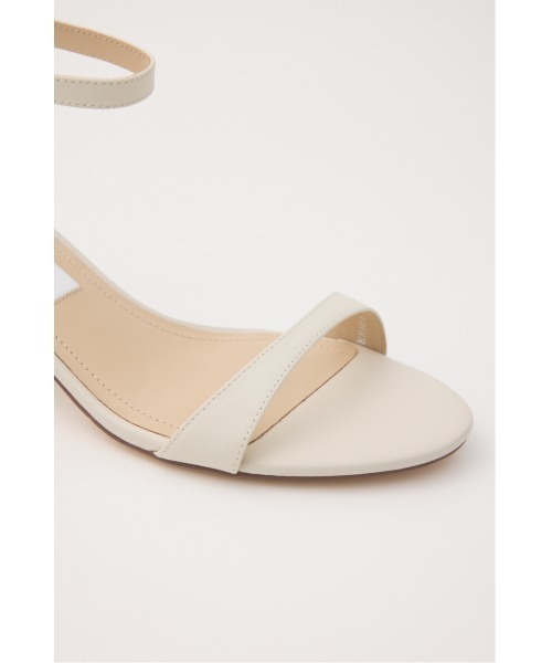STACCATO(スタッカート)の「アーバンアンクルサンダル(サンダル・レディース・ホワイト/ブラック・22.5cm/23cm/23.5cm/24cm/24.5cm)」の7枚目の写真