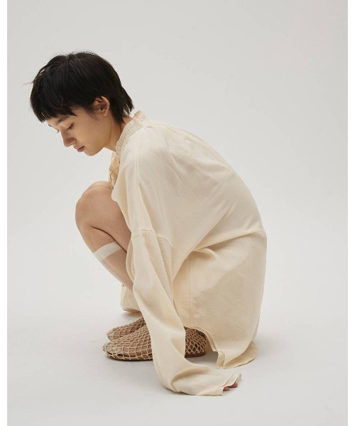 TODAYFUL(トゥデイフル)の「Hand Blade Slip-on 12611008(その他シューズ・レディース・オフホワイト/ブラック/レッド・36/37)」の6枚目の写真