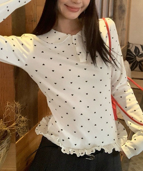 Nia(ニア)の「Nia(ニア)/【ハートドット柄】襟付き裾フリルトップス(Tシャツ/カットソー・レディース・ホワイト・SMALL/MEDIUM/LARGE)」の5枚目の写真