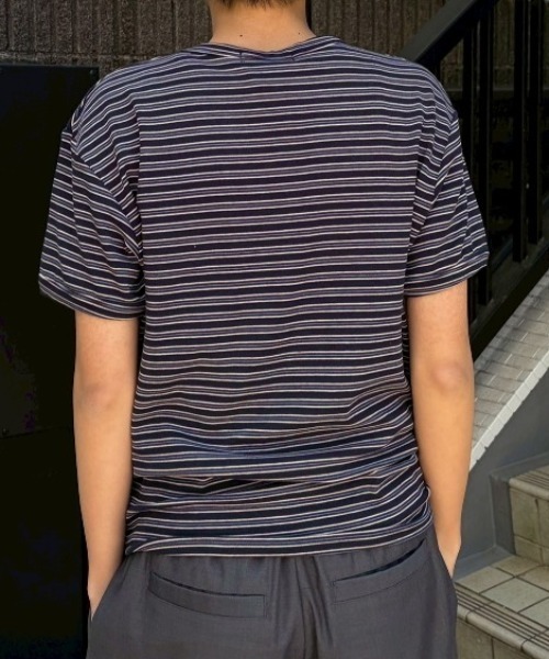 Chikashitsu +(チカシツプラス)の「【Chikashitsu +】muscle fit stripe t-shirt / 【チカシツプラス】マッスルフィットストライプ半袖Tシャツ(Tシャツ/カットソー・メンズ・ブラック/杢グレー/ネイビー・ONE SIZE)」の6枚目の写真