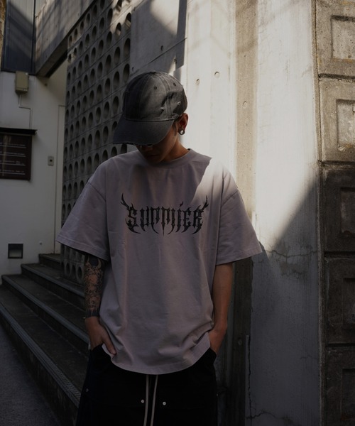 SUPPLIER（サプライヤー）の「SUPPLIER/サプライヤー/LHP別注 Rhinestone Fire Bones Tee（Tシャツ/カットソー・メンズ・ブラック/グレー/カモフラージュ・L/M/XL）」の17枚目の写真
