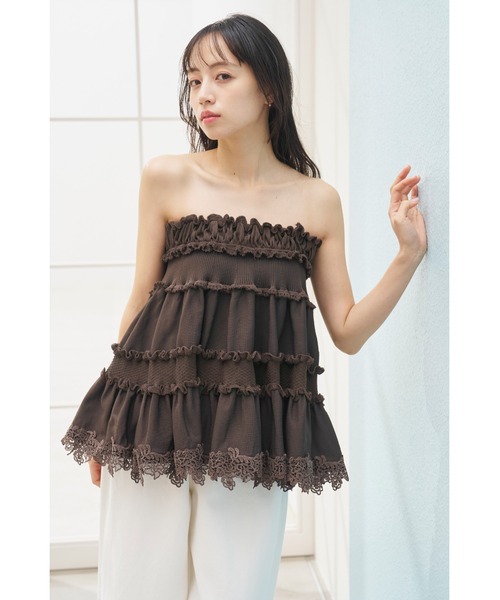 SNIDEL(スナイデル)の「ボリュームレーストリムニットベアトップス(ニット/セーター・レディース・イエロー/ブラウン/オフホワイト・F)」の2枚目の写真