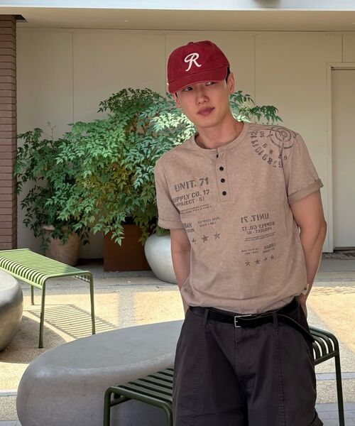 KICHUL(キチョル)の「Proto Sight Henley T-shirt (Charcoal)(Tシャツ/カットソー・レディース・その他・SMALL/MEDIUM/LARGE)」の13枚目の写真