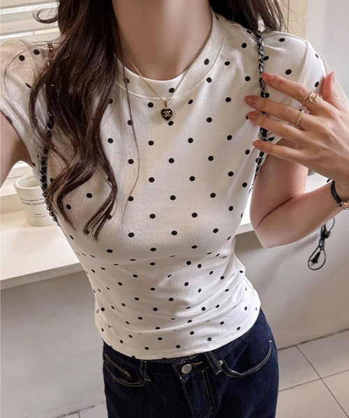 GLAMOROUS JANE(グラマラスジェーン)の「ドット柄プリントフレンチスリーブTシャツ(Tシャツ/カットソー・レディース・グレー/ブラック/ホワイト・FREE)」の7枚目の写真