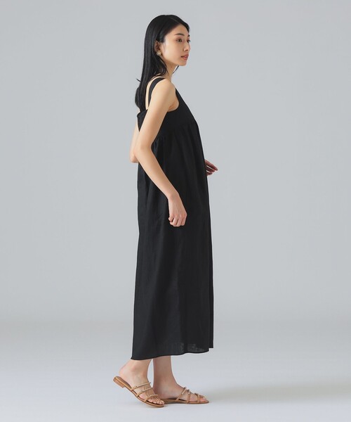 EFFE BEAMS(エッフェビームス)の「リネン ギャザー ワンピース(ワンピース・レディース・ピンク/ブラック・38/36)」の15枚目の写真