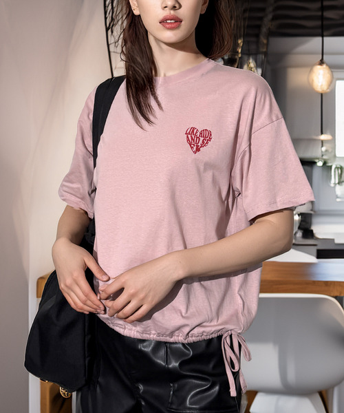 Chandelier(シャンデリア)の「裾シャーリング 美シルエット ソフトコットンTシャツ(Tシャツ/カットソー・レディース・ブラック系1/チャコールグレー/ピンク系/ブラック系/ホワイト系・M/L)」の8枚目の写真