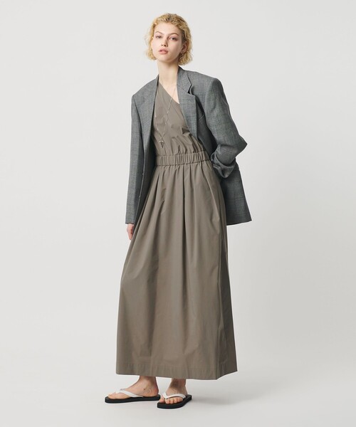 H BEAUTY&YOUTH UNITED ARROWS(エイチビューティーアンドユースユナイテッドアローズ)の「<H>タフタ ワンショルダー ドレス(ワンピース・レディース・ライトグレー・M)」の1枚目の写真