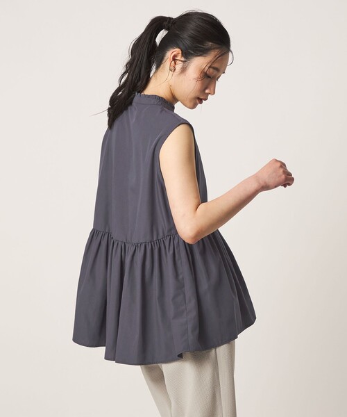A DAY IN THE LIFE UNITED ARROWS（アデイインザライフユナイテッドアローズ）の「ペプラム ギャザー ノースリーブブラウス ＜A DAY IN THE LIFE＞（シャツ/ブラウス・レディース・ダークグレー/オフホワイト/ピンク・FREE）」の13枚目の写真