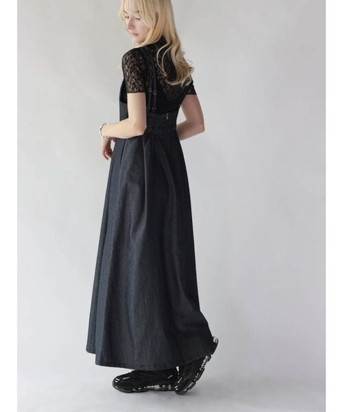 :ETHROF(イーサオブ)の「FLARE DENIM JUMPER SKIRT(ワンピース・レディース・ベージュ/ブラック・MEDIUM)」の6枚目の写真