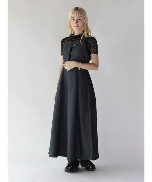 :ETHROF(イーサオブ)の「FLARE DENIM JUMPER SKIRT(ワンピース・レディース・ベージュ/ブラック・MEDIUM)」の13枚目の写真
