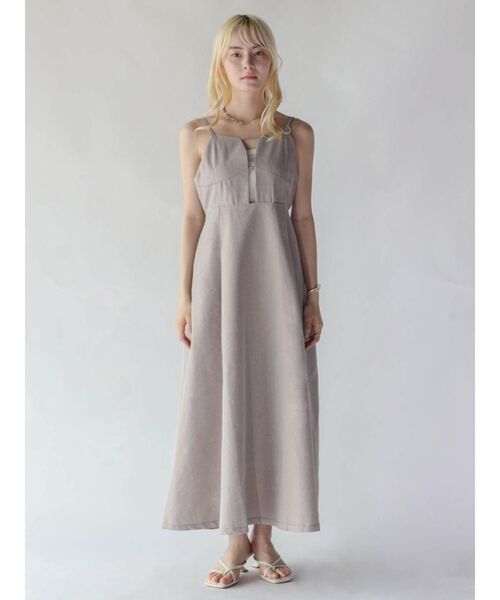 :ETHROF(イーサオブ)の「FLARE DENIM JUMPER SKIRT(ワンピース・レディース・ベージュ/ブラック・MEDIUM)」の17枚目の写真