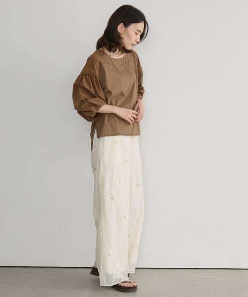 Doux archives（ドゥアルシーヴ）の「【接触冷感／イージーケア】タックデザイントップス／（Tシャツ/カットソー・レディース・チャコールグレー/ブラウン/オフホワイト・FREE）」の7枚目の写真