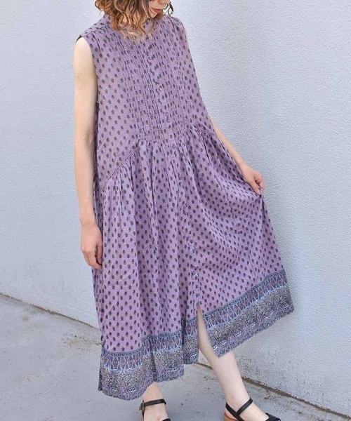 Bleu Bleuet(ブルーブルーエ)の「コットンボイルプリントノースリーブワンピース(ワンピース・レディース・チャコール/ラベンダー/ライトブルー・FREE)」の15枚目の写真