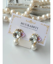 【MUURABBTI】クリアビジューとお花のピアス(MA)