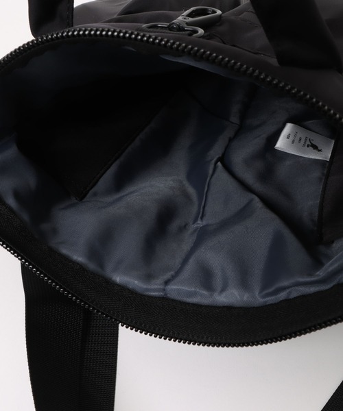 KANGOL(カンゴール)の「2WAY ヘルメット ショルダーバッグ ハンドバッグ A4収納対応(ショルダーバッグ・メンズ・ブラック・FREE)」の5枚目の写真