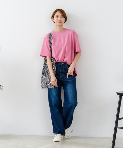 fort point(フォーポイント)の「【C-FORTPOINT/フォートポイント】【ストレッチ性抜群の冷感素材を使用】後ろタック入り 5分袖Tシャツ 立体感 美シルエット ラウンドヘム 接触冷感 涼しい 体形カバー(Tシャツ/カットソー・レディース・チャコールグレー/ブラック/オフホワイト/ピンク/ブルー・FREE)」の19枚目の写真