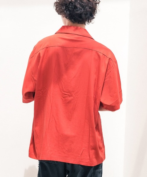 ROUGH TRADE(ラフトレード)の「【ROUGH TRADE/ラフトレード】【遊び心を持たせた大人にぴったりな一枚】キューバシャツ 半袖シャツ 麻 レーヨン 落ち感 リラックスシルエット フロント刺繍 ユニセックス(シャツ/ブラウス・メンズ・ワイン/ブルー・LARGE)」の13枚目の写真