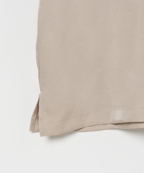 HELIOPOLE(エリオポール)の「SILKY TWILL TEE BLOUSE / シルキー ツイル ティー ブラウス(シャツ/ブラウス・レディース・ブルー/ベージュ・38)」の6枚目の写真