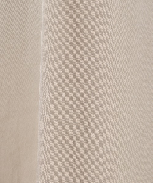 HELIOPOLE(エリオポール)の「SILKY TWILL TEE BLOUSE / シルキー ツイル ティー ブラウス(シャツ/ブラウス・レディース・ブルー/ベージュ・38)」の8枚目の写真