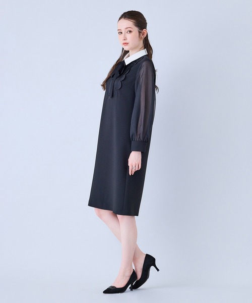 Audie a Muses(オーディアミューズ)の「フロントスカラップシアースリーブワンピース(ワンピース・レディース・ブラック・38/40/42)」の19枚目の写真