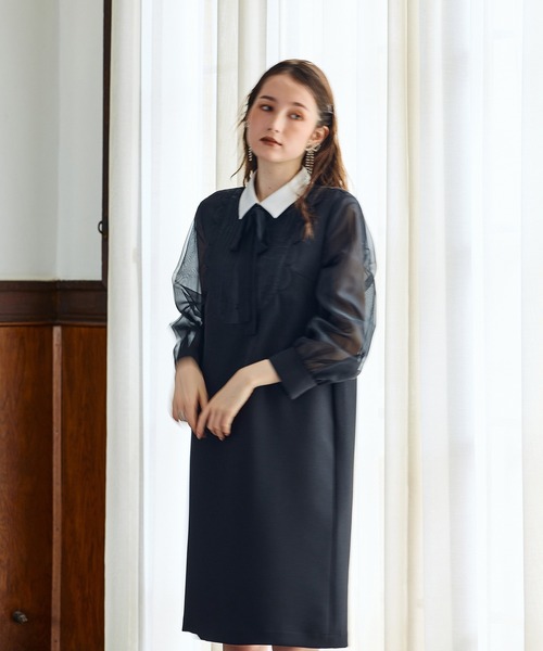 Audie a Muses(オーディアミューズ)の「フロントスカラップシアースリーブワンピース(ワンピース・レディース・ブラック・38/40/42)」の9枚目の写真