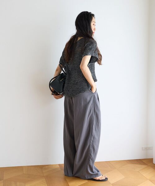 le.coeur blanc(ルクールブラン)の「バイオウォッシュタックワイドパンツ(その他パンツ・レディース・チャコールグレー/ベージュ・38)」の15枚目の写真