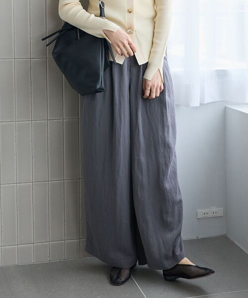 le.coeur blanc(ルクールブラン)の「バイオウォッシュタックワイドパンツ(その他パンツ・レディース・チャコールグレー/ベージュ・38)」の19枚目の写真