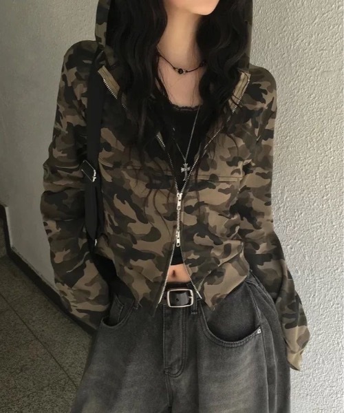 Teem Store(チームストア)の「ダブルジップ迷彩パーカー(パーカー・レディース・その他・M/S)」の4枚目の写真