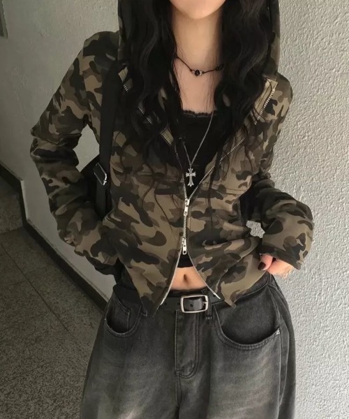 Teem Store(チームストア)の「ダブルジップ迷彩パーカー(パーカー・レディース・その他・M/S)」の3枚目の写真