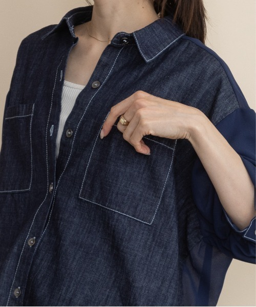 lodie(ロディ)の「デニムライク ドッキングシャツ(シャツ/ブラウス・レディース・ネイビー/ブラック・FREE)」の20枚目の写真