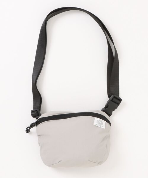 FRUIT OF THE LOOM(フルーツオブザルーム)の「FTL EX FLEX WAIST PACK(ボディバッグ/ウエストポーチ・メンズ・ライトグレー/チャコールアッシュ/エンジ/ブラック/インディゴブルー・FREE)」の19枚目の写真